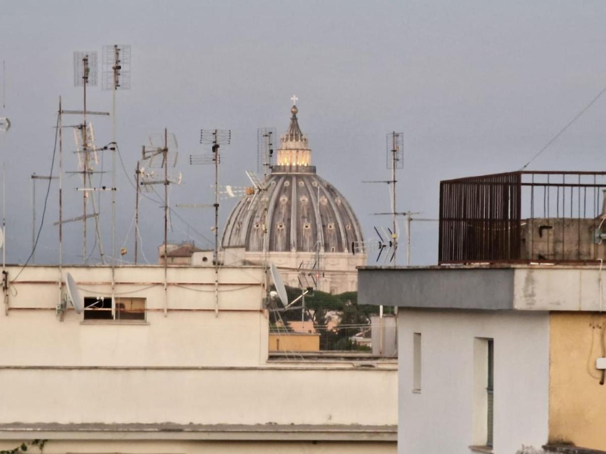 Saint Peter Vatican City Confortable Apartament Stellasia Casa Vacanza Roma Exterior foto