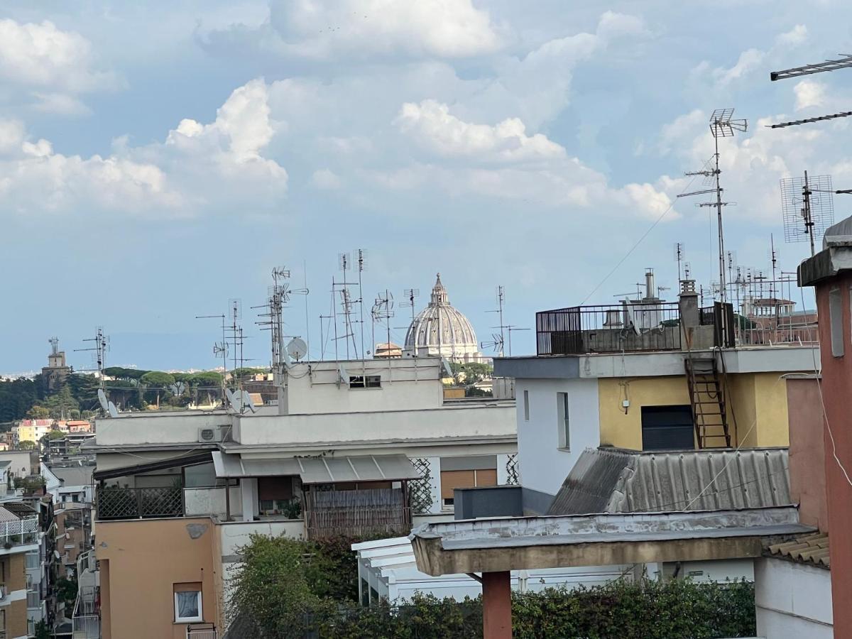 Saint Peter Vatican City Confortable Apartament Stellasia Casa Vacanza Roma Exterior foto